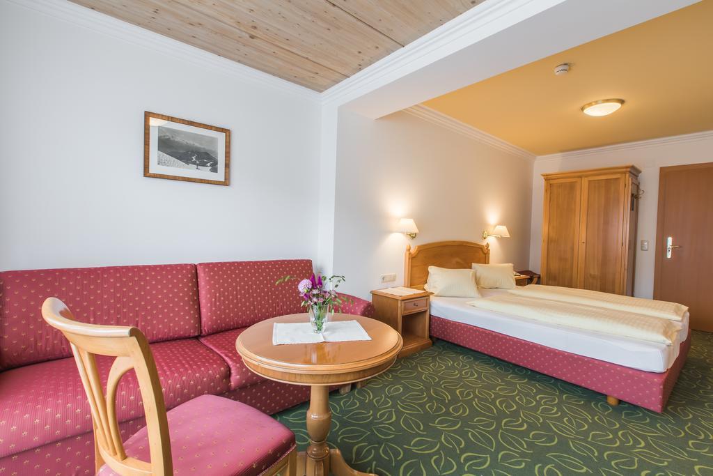 Hotel Niederreiter Maria Alm am Steinernen Meer Bagian luar foto